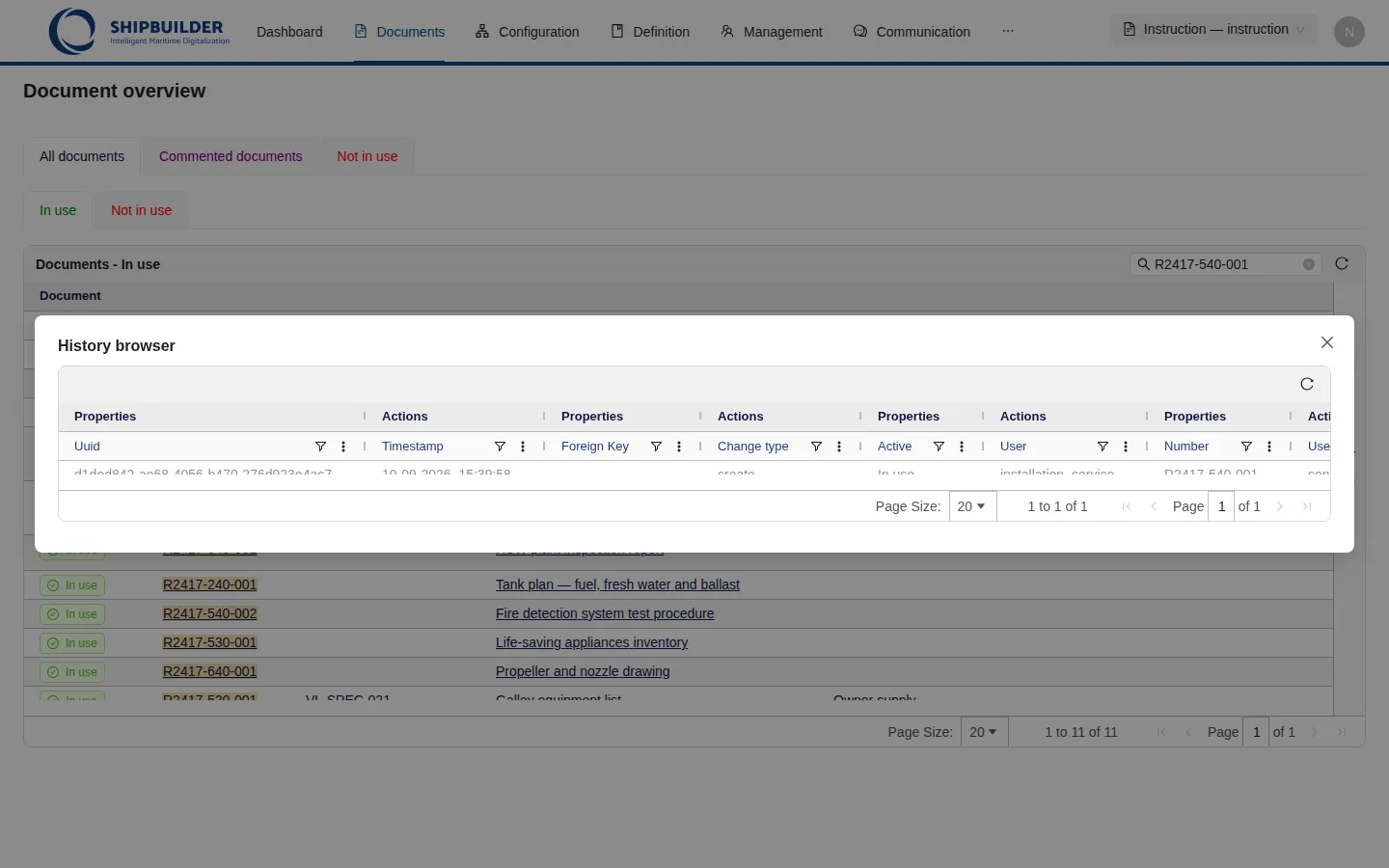 The History browser dialog for a document: one row per change with the timestamp, the change type, the user and user type, and the record's properties as they were.